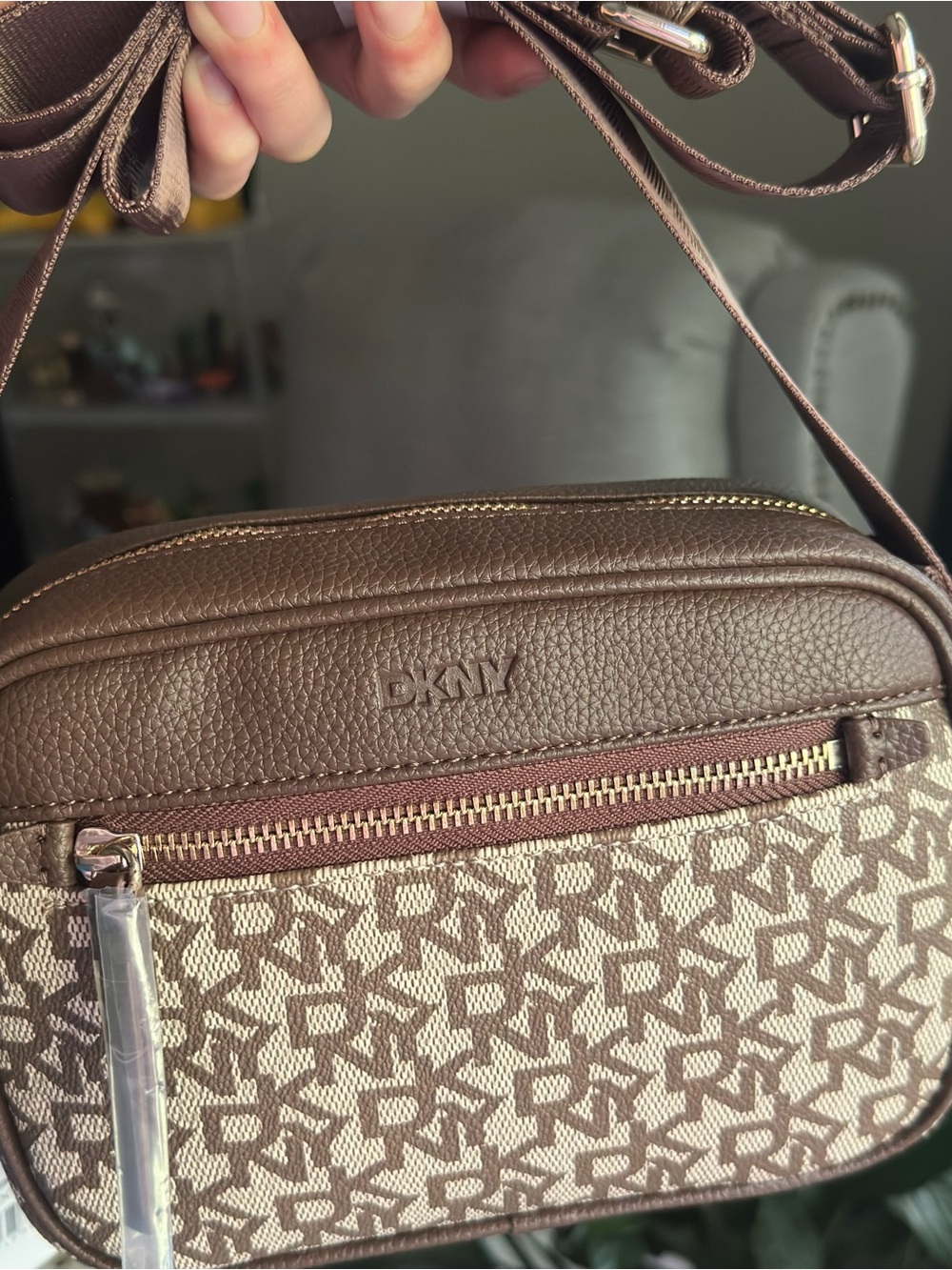 DKNY NWT Brown and Cream Logo Crossbody/Camera Bag